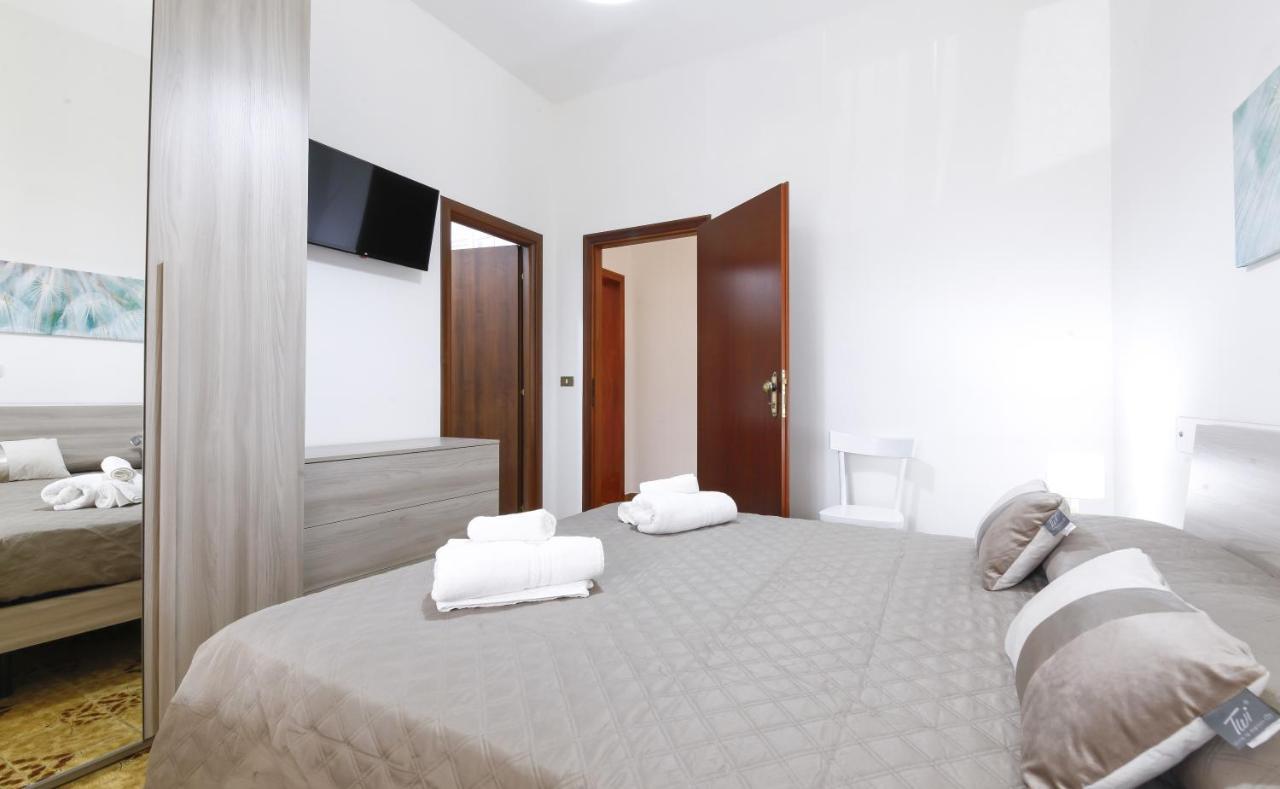 Lupomonaco Rooms Veglie Exterior foto
